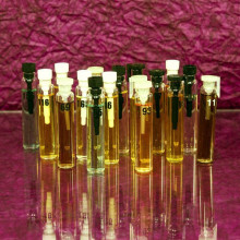 B-01M * EdP női parfüm teszter, illatminta-fiola * 2 ml