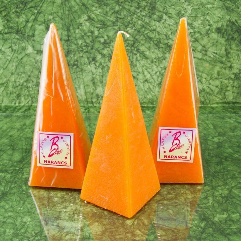Narancs illatú gyertya * piramis - rusztikus 15 cm