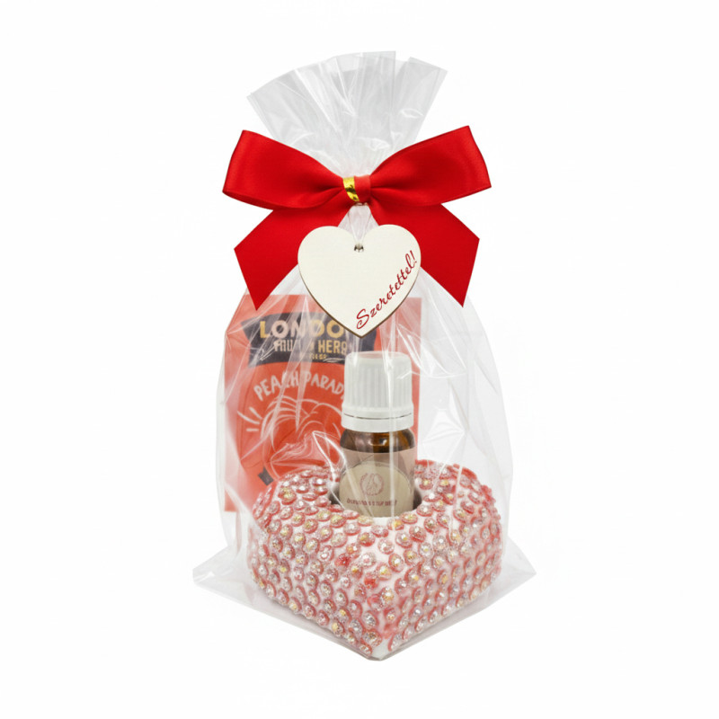 ”SZÍVECSKE” gyertyatartó + 10 ml illóolaj + 1db london tea ajándékcsomag, díszcsomagolásban